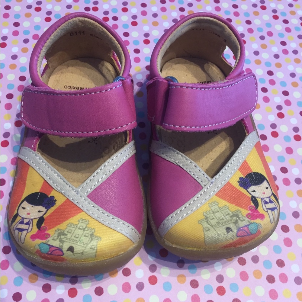 Livie & Luca NEW in bag ‘Haru’ girls shoes size 4